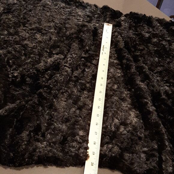 NWT ME JANE Black Faux Fur Vest - Picture 7 of 7